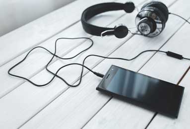 传音如何狂赚55亿？传音给非洲兄弟造车的计划是什么？