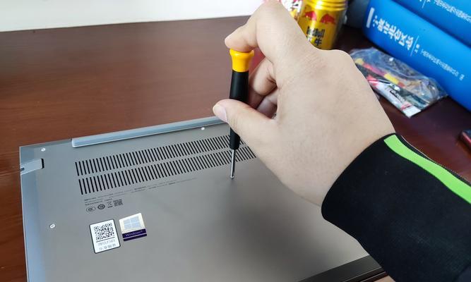 台式电脑固态硬盘哪个品牌好？如何选择适合的固态硬盘品牌？