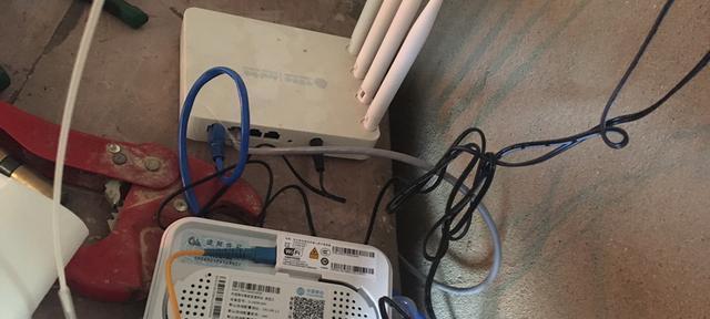 路由器和光猫有什么不同？它们各自的作用是什么？