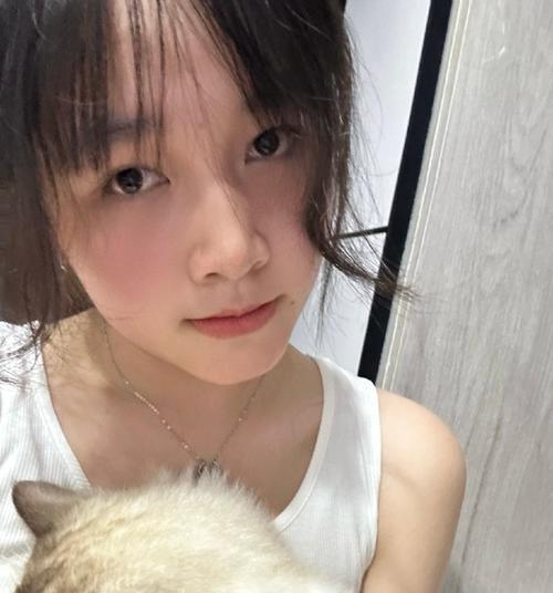 手机自拍镜像怎么拍照好看？技巧有哪些？