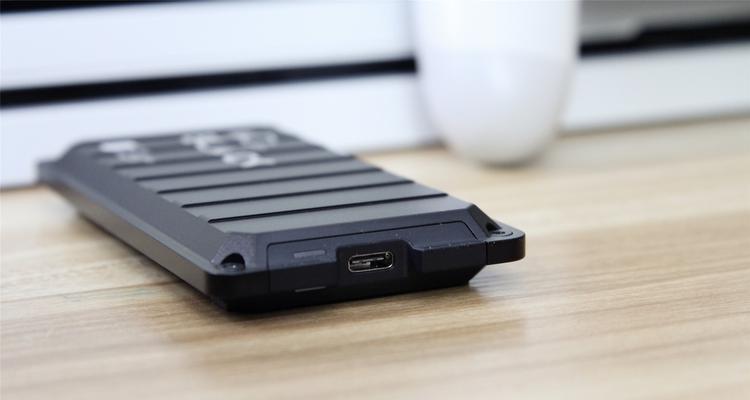 森特移动硬盘的性能和质量怎么样？